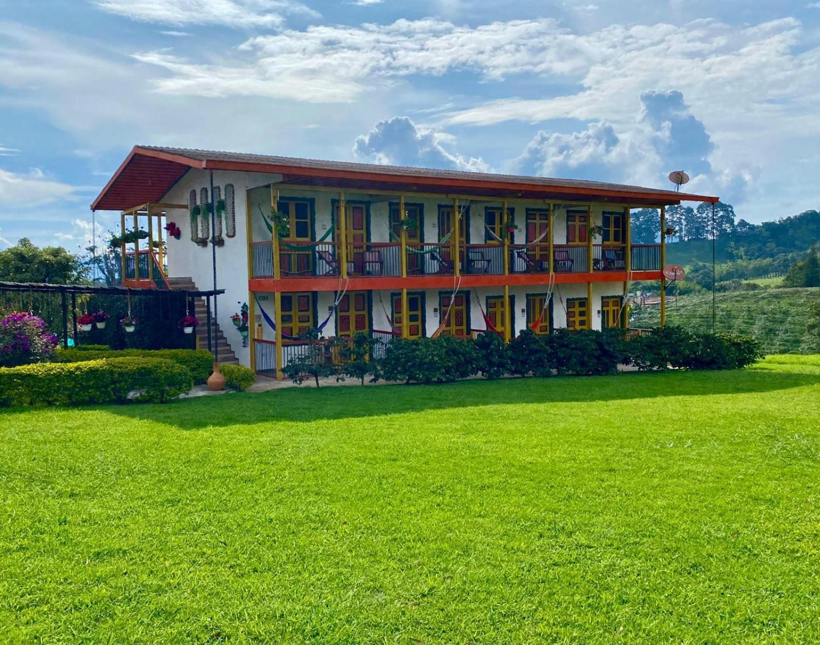Mamatina Hotel Santa Rosa de Cabal Bagian luar foto