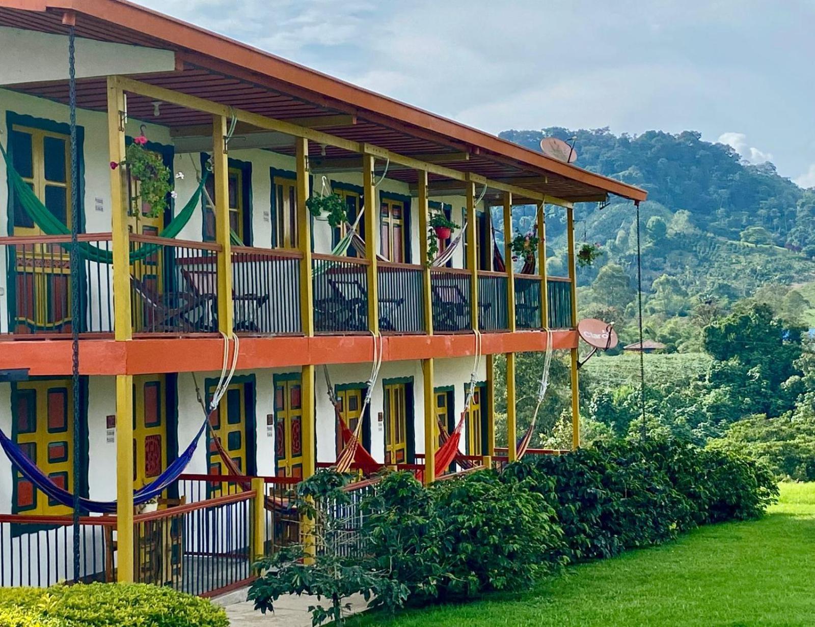 Mamatina Hotel Santa Rosa de Cabal Bagian luar foto